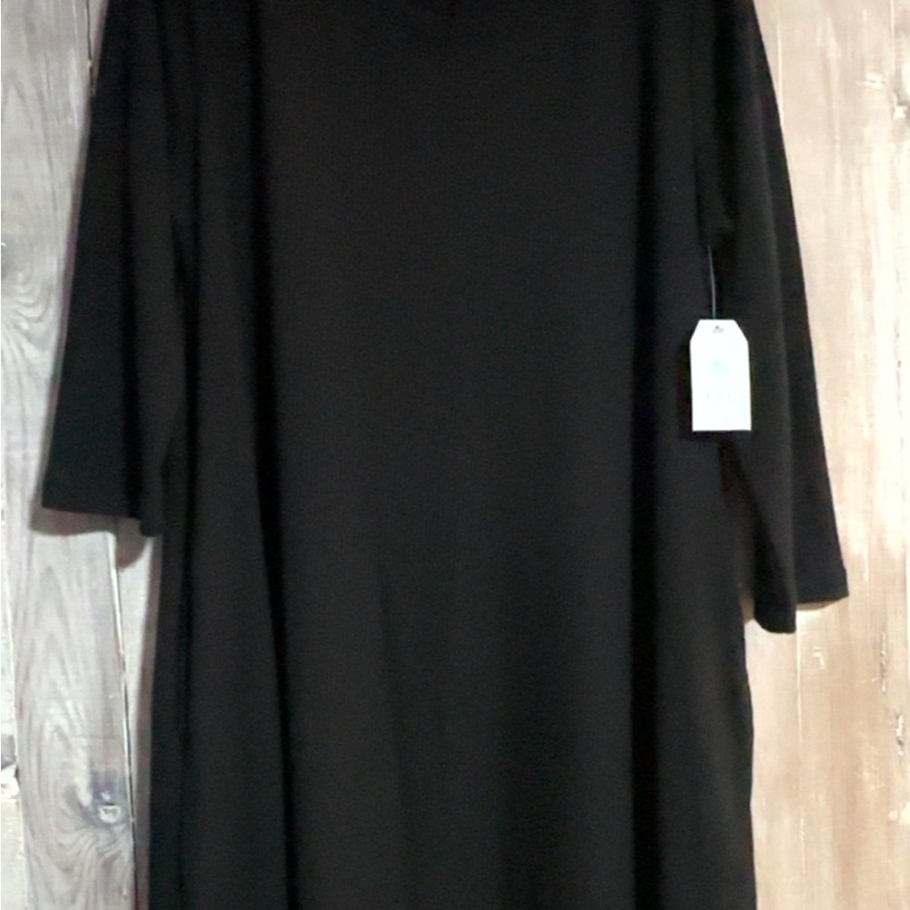 Chic Black Dress